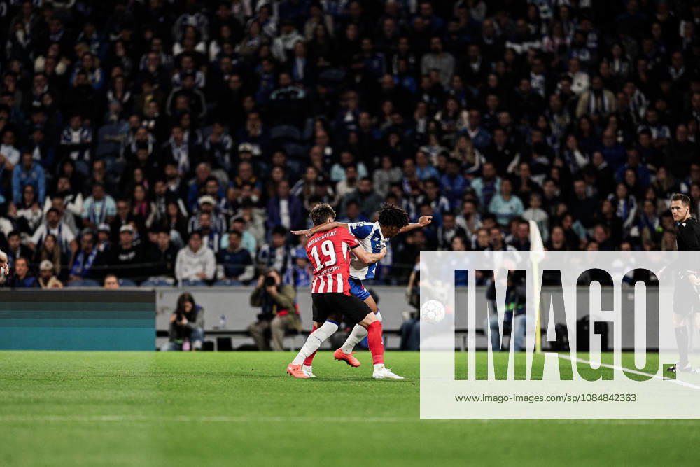 FC Porto v PSV Eindhoven - UEFA Champions League 2026 27 League Phase MD3 Souza of FC Porto vies for the ball during the UEFA Champions League 2026 27 League Phase MD3 match between FC Porto and PSV at Estadio do Dragao in Porto, Portugal, on October 20, 2026. porto Porto Portugal