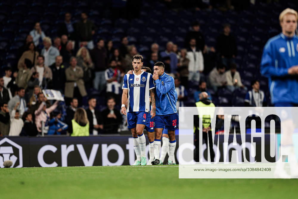 FC Porto v PSV Eindhoven - UEFA Champions League 2026 27 League Phase MD3 Jakub Kiwior and Pablo Rosario of FC Porto react after losing the UEFA Champions League 2026 27 League Phase Matchday 3 match against PSV at Estadio do Dragao in Porto, Portugal, on October 20, 2026. porto Porto Portugal