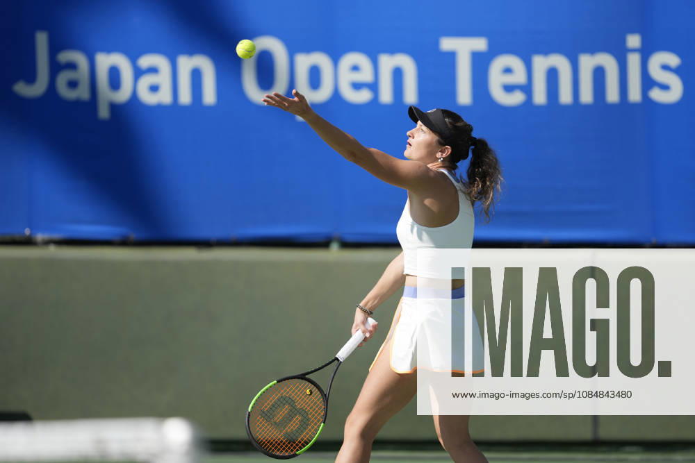 WTA, Tennis Damen Kinoshita Group Japan Open - Day 3 Jesika Maleckova of the Czech Republic plays with partner Miriam Skoch of the Czech Republic during their quarterfinal doubles match against Claire Liu of the United States and Kaitlin Quevedo of Spain at the 2026 Kinoshita Group Japan Open Women s tennis tournament at Utsubo Tennis Center in Osaka, Japan, on October 21, 2026. Osaka Japan