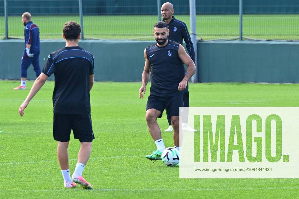 Training session of Trabzonspor in Turkiye TRABZON, TURKIYE - OCTOBER 21: Trabzonspor players take part in the final training session at the Mehmet Ali Yilmaz Facilities in Trabzon, Turkiye, on October 21, 2026, ahead of UEFA Conference League match against Hearts. Selcuk Kilic Anadolu Trabzon Turkey. Editorial use only. Please get in touch for any other usage.
