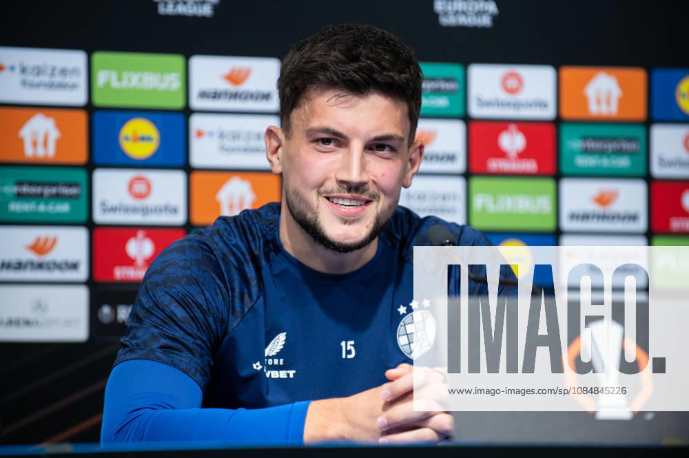 Dinamo Zagreb press and training: UEFA Europa League Niko Galesic of GNK Dinamo Zagreb speak on a press conference, PK, Pressekonferenz at Makismir Stadium on October 21, 2026. in Zagreb, Croatia ahead of UEFA Europa League match between GNK Dinamo Zagreb and N.E.C. Nijmegen. LukaxAntunac PIXSELL