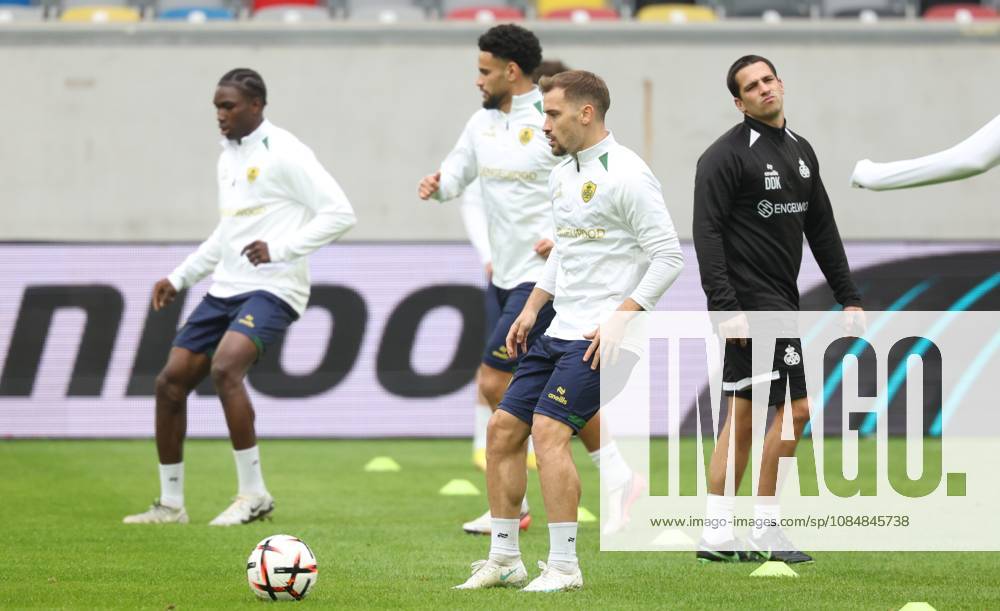 Unions Darius Olaru pictured during a training session of Belgian soccer team Royale Union Saint-Gilloise, Wednesday 21 October 2026 in Dusseldorf, Germany, in preparation of tomorrow s game against Israeli Hapoel Be er Sheva F.C. on the third day of the UEFA Europa League league phase. The game was moved to Dusseldorf, as Belgian cities refused to host for security reasons. VIRGINIExLEFOUR x190509147x