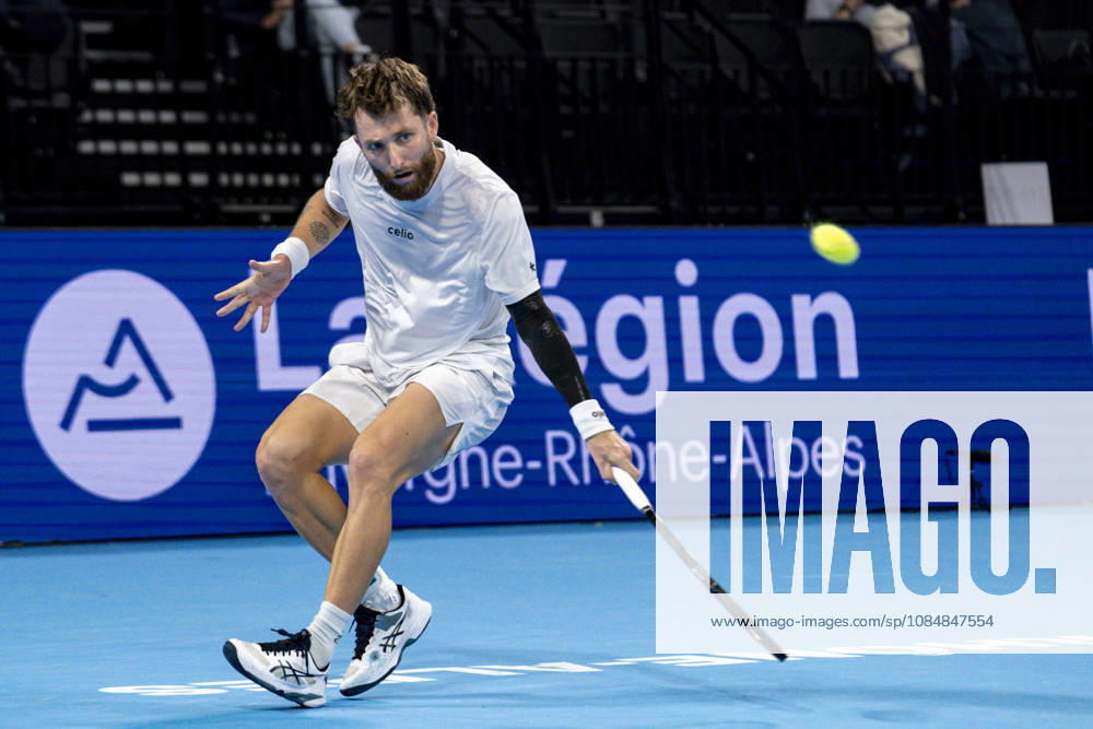 TENNIS : ATP, Tennis Herren 250 - Grand Tennis AURA - Decines (France) 21 10 2026 Corentin Moutet (FRA) vs Felix Balshaw (FRA) during the tournament of the Auvergne Rhône-Alpes Grand Prix at the LDLC Arena in Décines on October 21, 2026. Photo Sandrine Thesillat PsNewZ