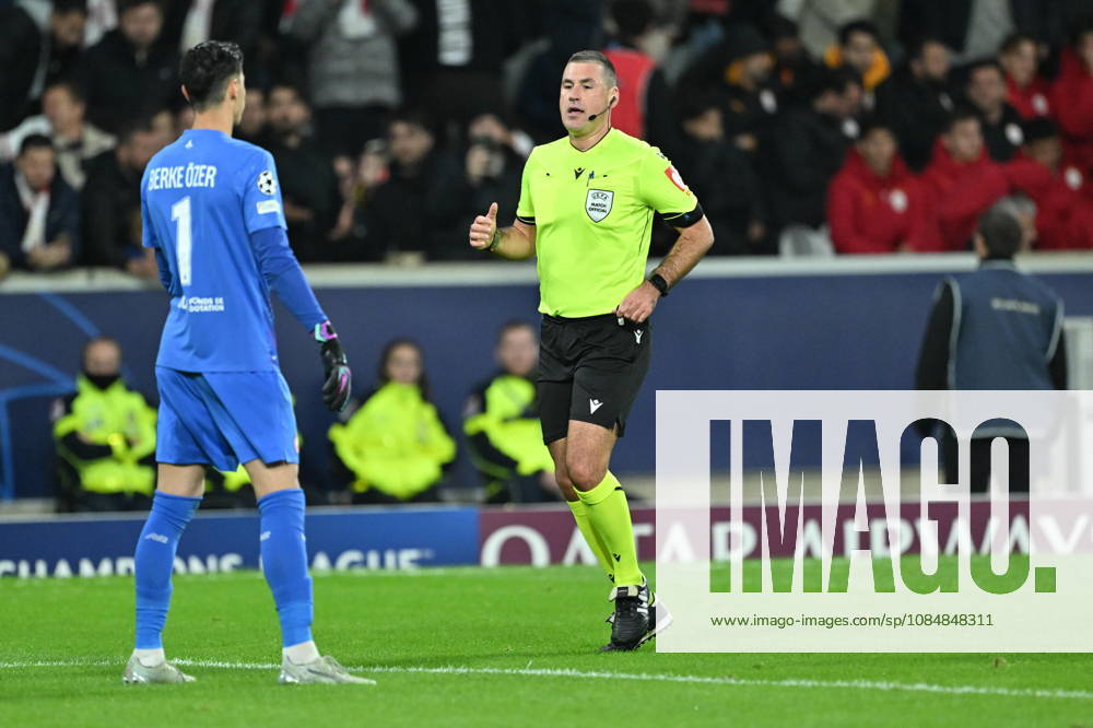 Lille v Galatasaray - UEFA Champions League LILLE, FRANCE - OCTOBER 21: Referee Rade Obrenovic leads UEFA Champions League match between Lille and Galatasaray at Stade Pierre-Mauroy (Pierre Mauroy Stadium) in Lille, France on October 21, 2026. Mustafa Yalcin Anadolu Lille France. Editorial use only. Please get in touch for any other usage.
