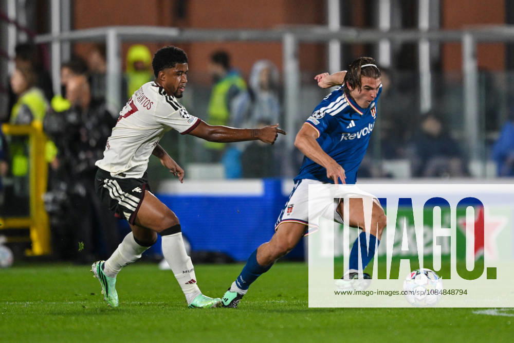 Nico Paz of Calcio Como in action during the UEFA Champions League stage match Phase MD3 between Calcio Como and Manchester United, ManU Football Club at the Giuseppe Sinigaglia stadium in Como, north Italy -October 21, 2026 - Soccer.