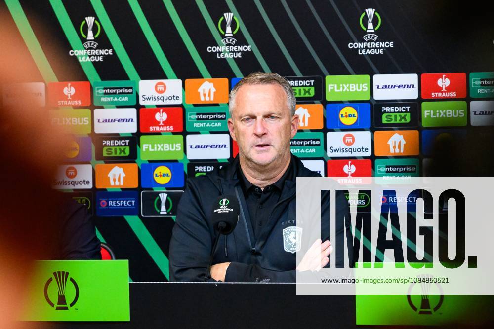 GIBRALTAR , 21 10-2026 , Europa Point stadium , season 2026 2027 , UEFA Conference League football , press conference, PK, Pressekonferenz FC Twente coach John van den Brom Press conference Twente x208916957x