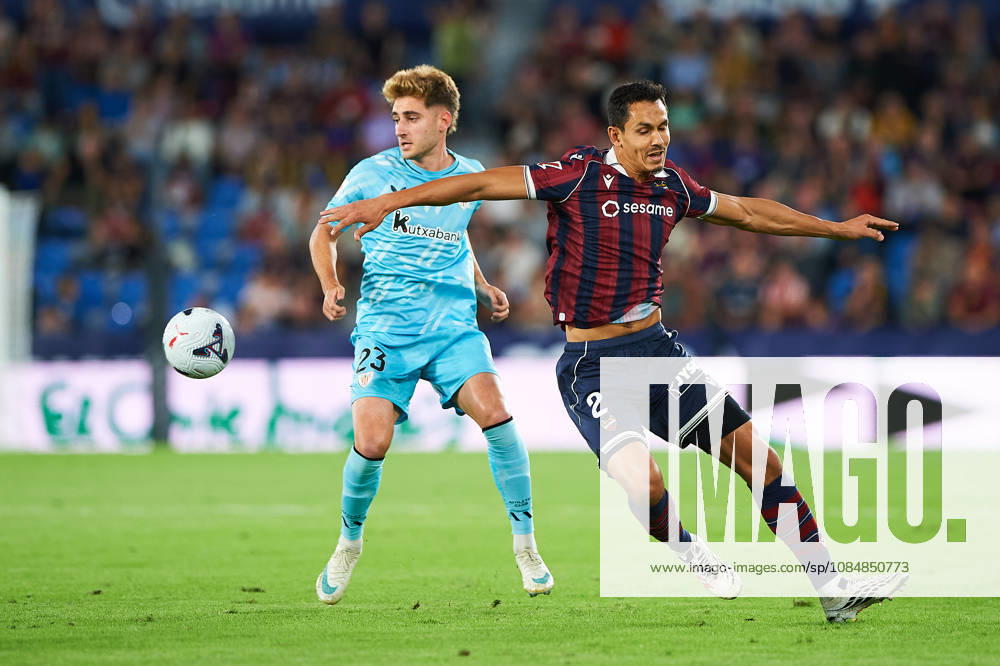 Aissa Mandi (Levante UD) and Robert Navarro (Athletic Club) during the LaLiga EA Sports match between Levante UD and Athletic Club at Estadi Ciutat de València on October 21, 2026 in Valencia, Spain. -