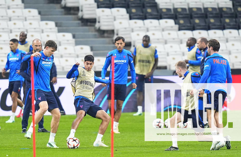 Ahead of Besiktas v Crystal Palace - UEFA Europa League ISTANBUL, TURKIYE - OCTOBER 21: Dario Osorio (2nd L) of Crystal Palace takes part in a training session at Tupras Stadium ahead of UEFA Europa League football match against Besiktas in Istanbul, Turkiye on October 21, 2026. Esra Bilgin Anadolu Istanbul Turkey. Editorial use only. Please get in touch for any other usage.