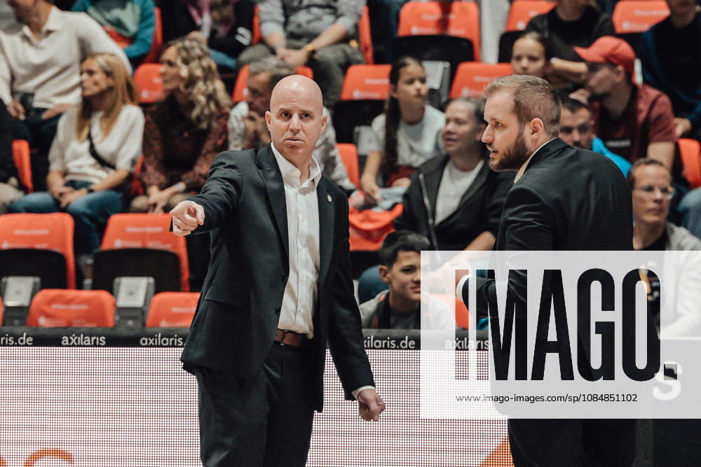 4. Spieltag des Basketball Eurocup Niners Chemnitz -Slask Wroclaw 21.10.2026 ab 19:00 Uhr Chemnitz, Chemnitz Arena Im Foto:Head Couch Danny Franco 4. Spieltag des Basketball Eurocup Niners Chemnitz -Slask Wroclaw Chemnitz Sachsen Deutschland