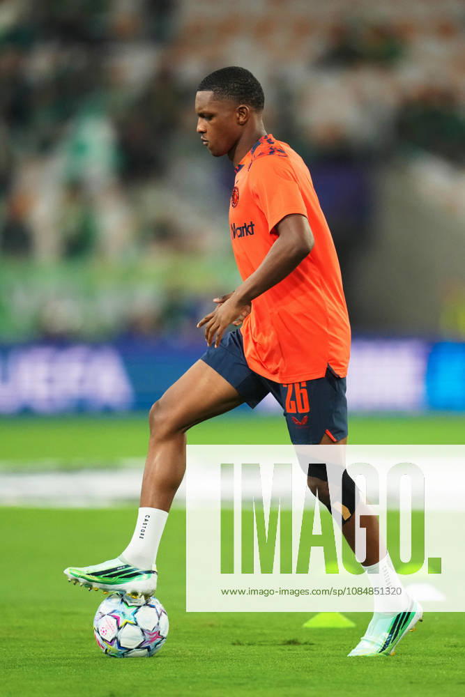 UEFA Champions League: Real Betis Balompie v Feyenoord Rotterdam Seville - Givairo Read the competition round of the UEFA Champions League season. The match is set between Real Betis Balompie and Feyenoord Rotterdam at Estadio La Cartuja on 21 October 2026 in Seville, Spain.