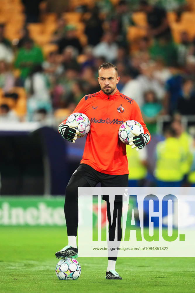 UEFA Champions League: Real Betis Balompie v Feyenoord Rotterdam Seville - Florian Kastenmeier the competition round of the UEFA Champions League season. The match is set between Real Betis Balompie and Feyenoord Rotterdam at Estadio La Cartuja on 21 October 2026 in Seville, Spain.