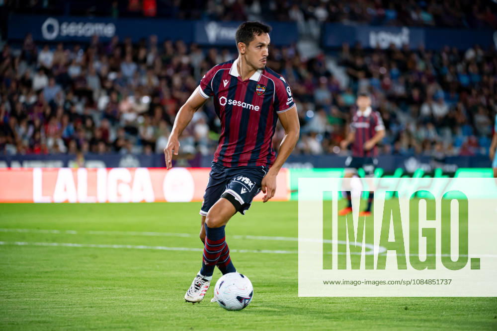 AISSA MANDI of Levante UD in action during the LaLiga EA Sports, match between Levante UD and Athletic Club at Ciutat de Valencia stadium Valencia Spain - ZUMAs385 20261021_zsp_s385_011