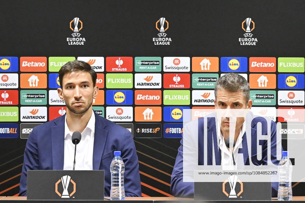 From left football player Marko Grujic and Julio Velazquez, head coach of Levski Sofia speak during the press conference, PK, Pressekonferenz prior to the fotball UEFA Europa League 3rd round match: Viktoria Plzen vs Levski Sofia in Pilsen, Czech Republic, October 21, 2026. (CTKxPhoto MiroslavxChaloupka) CTKPhotoP2026102107852 CTKPhotoP2026102107852