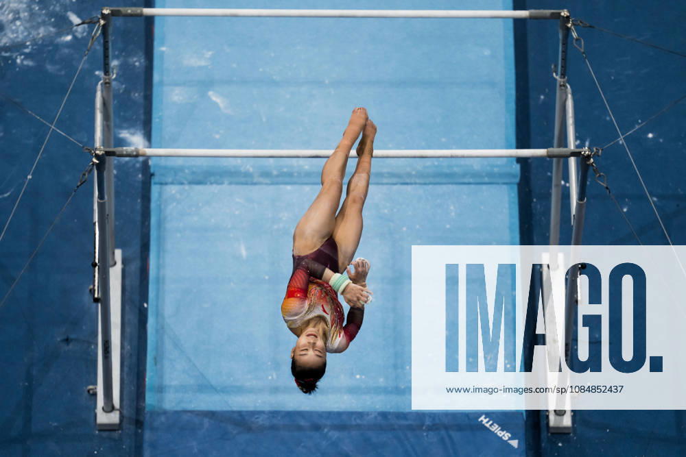 2026 Artistic Gymnastics World Championships, Day 5, Women s Team Final 261021 Siyu Du of China competes in uneven bars during women s team final on day five of the 2026 Artistic Gymnastics World Championships on October 21, 2026 in Rotterdam. Photo: Joel Marklund BILDBYRÅN kod JM JM0863 bbeng artistisk gymnastik artistic gymnastics gymnastik-vm vm artistic gymnastics world championships final lagfinal team final dam