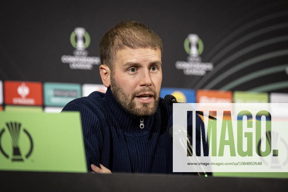 Coach Fabian Hurzeler of Brighton speaks during the press conference, PK, Pressekonferenz prior to the Football Conference League 2nd round match FK Jablonec vs Brighton in Jablonec nad Nisou, Czech Republic, October 21, 2026. (CTKxPhoto RadekxPetrasek) CTKPhotoP2026102108486 CTKPhotoP2026102108486