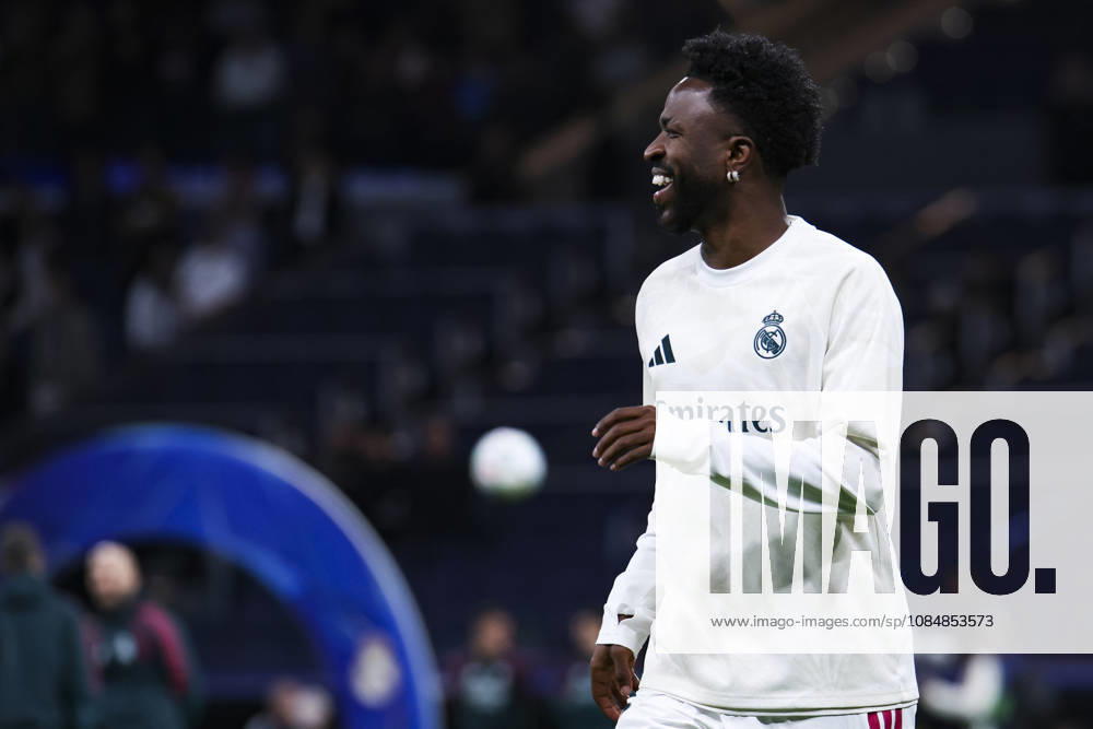 Real Madrid v RB Leipzig - UEFA Champions League 2026 27 October 21, 2026, Santiago Bernabeu stadium, Madrid, Spain: Vinicius Junior of Real Madrid is warm up during UEFA Champions League 2026 27 football match between Real Madrid and RB Leipzig at Santiago Bernabeu stadium on October 21, 2026, in Madrid, Spain. Madrid Santiago Bernabeu Stadium Madrid Spain