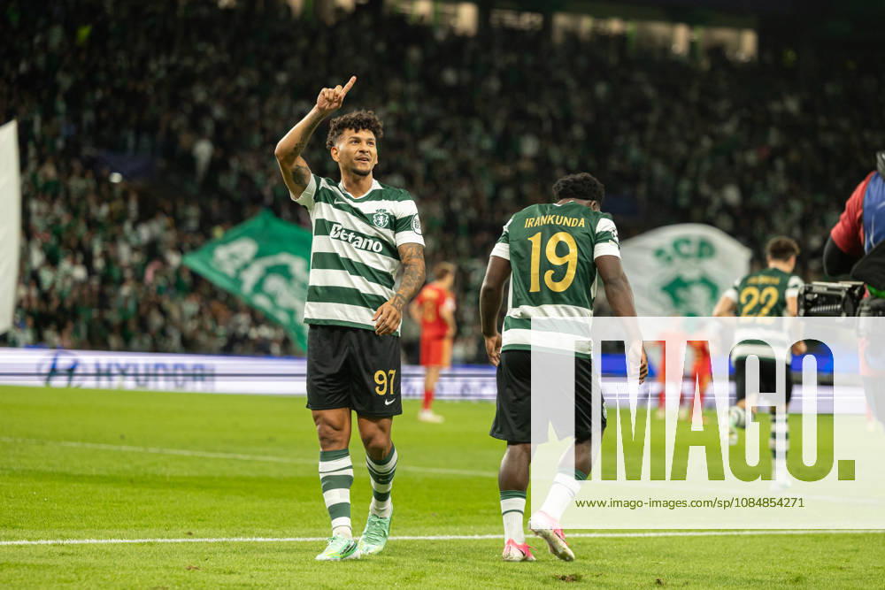 Luis Suarez celebrating after goal seen in football match between Sporting CP and LASK in UEFA Champions League 2026 27 at Estadio Josà Alvalade, Lisboa, Portugal (Luis Loureiro Ball Raw Images PT) Lisboa Estadio Josà Alvalade Portugal