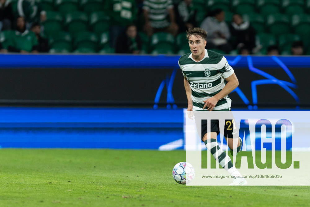 Sporting defender from Spain IVAN FRESNEDA (22) in action during the game for the League Phase for the UEFA Champions League between Sporting and LASK Linz at Estadio Jose de Alvalade Soccer 2026: Sporting Vs LASK Linz - ZUMAs359 20261021_zsp_s359_021