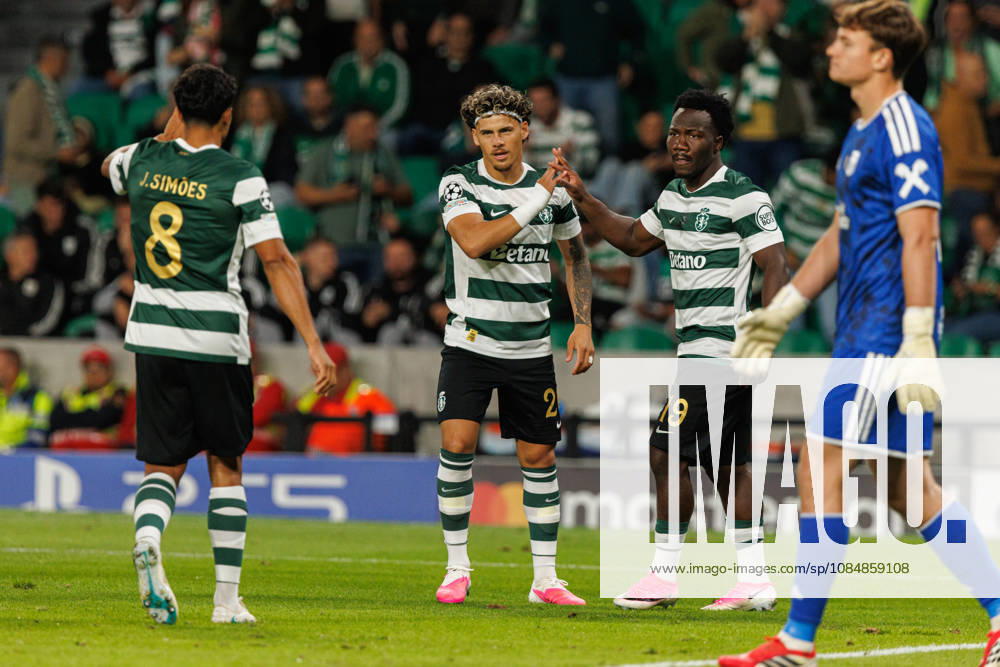 Luis Suarez and Nestory Irankunda seen in football match between Sporting CP and LASK in UEFA Champions League 2026 27 at Estadio Josà Alvalade, Lisboa, Portugal (Luis Loureiro Ball Raw Images PT) Lisboa Estadio Josà Alvalade Portugal