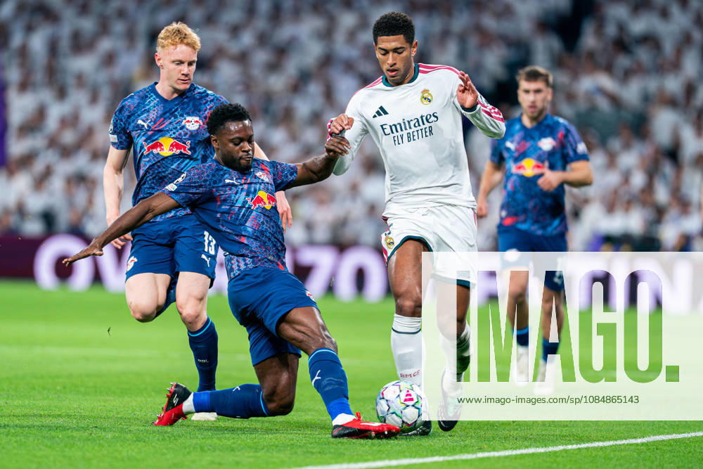 SOCCER - UEFA Champions League - Real Madrid CF - RB Leipzig Photo by IPA ABACAPRESS.COM90001158 - MADRID, SPAIN - OCTOBER 21: Jude Bellingham of Real Madrid CF during the 2026 27 UEFA Champions League Group Stage Matchday 3 game between Real Madrid CF and RB Leipzig at Santiago Bernabéu Stadium on October 21, 2026, in Madrid, Spain. (Tomas Garrido TGB Photo during the Real Madrid CF vs. RB Leipzig UEFA Champions League soccer match in Madrid, Spain, on October 21, 2026 Madrid Spain