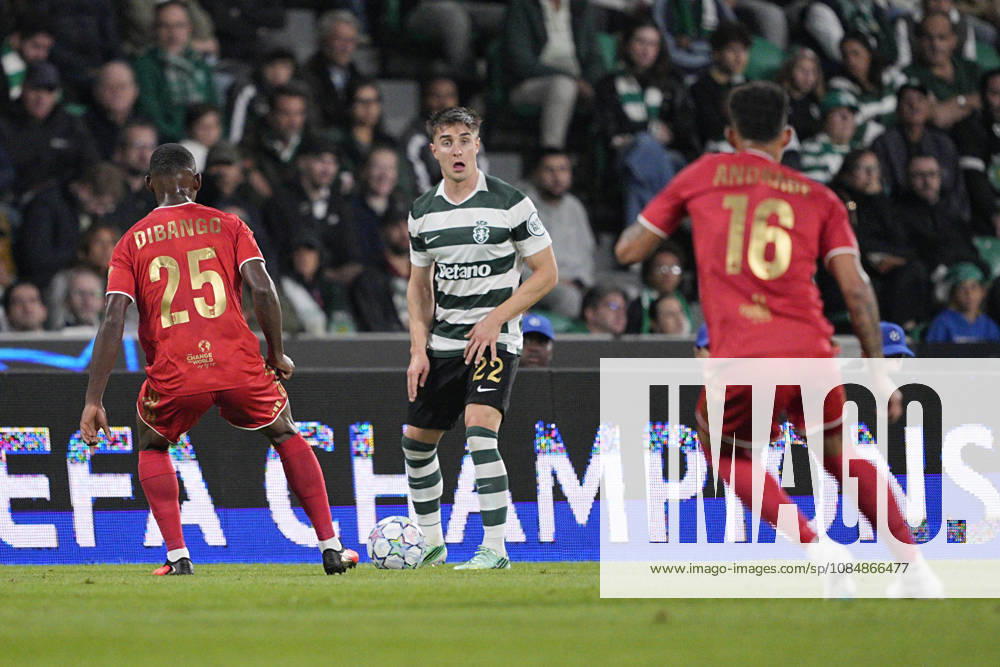 Ivan Fresneda of Sporting CP controls the ball during the UEFA Champions League 2026 27 League Phase MD3 match between Sporting Club de Portugal and LASK at Estadio Jose Alvalade on October 21, 2026 in Lisbon, Portugal (Photo by Pedro Loureiro Sports Press Photo SPP)