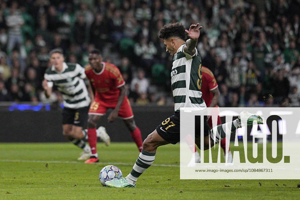 Luis Suarez of Sporting CP scores a goal during the UEFA Champions League 2026 27 League Phase MD3 match between Sporting Club de Portugal and LASK at Estadio Jose Alvalade on October 21, 2026 in Lisbon, Portugal (Photo by Pedro Loureiro Sports Press Photo SPP)
