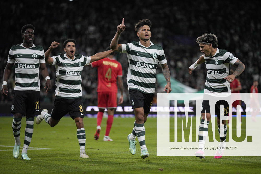 Luis Suarez of Sporting CP celebrates with teammates during the UEFA Champions League 2026 27 League Phase MD3 match between Sporting Club de Portugal and LASK at Estadio Jose Alvalade on October 21, 2026 in Lisbon, Portugal (Photo by Pedro Loureiro Sports Press Photo SPP)
