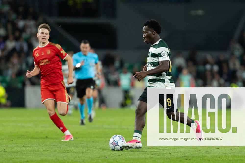 Sporting forward from Australia NESTORY IRANKUNDA (19) in action during the game for the League Phase for the UEFA Champions League between Sporting and LASK Linz at Estadio Jose de Alvalade Lisbon Portugal - ZUMAs359 20261021_zsp_s359_131