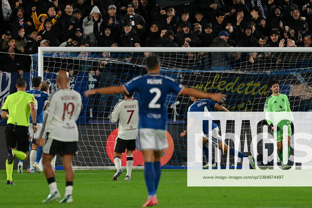IPA90024373 - Jacobo Ramon (Como FC 1907) celebrates after scoring a goal during the Como 1907 vs. Manchester United, ManU UEFA Champions League soccer match in Como, Italy, on October 21, 2026