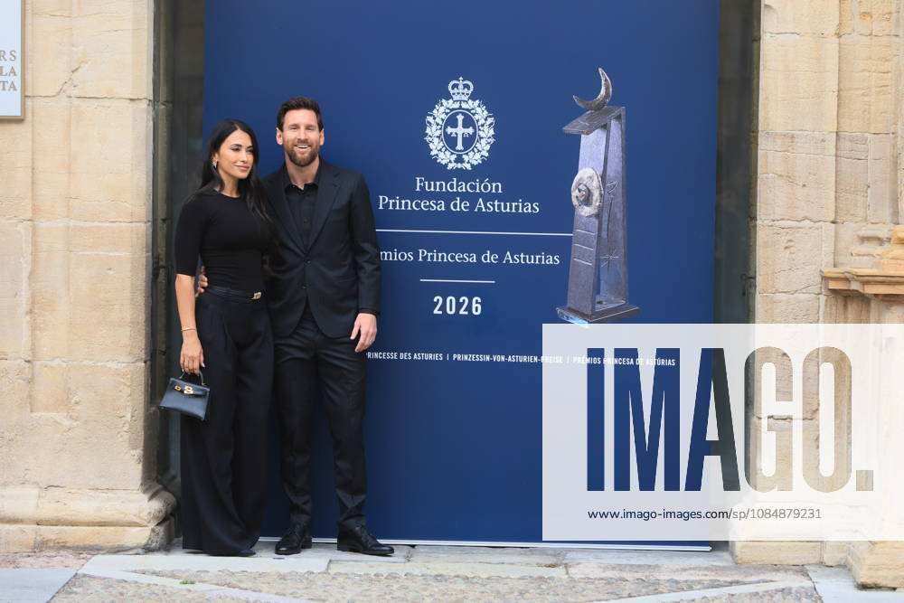 ESP: Messi arrives at the Hotel de la Reconquista to attend the 2026 Princess of Asturias Awards. Leo Messi and the director of the Princess of Asturias Foundation, Teresa Sanjurjo, at the entrance to the Hotel de la Reconquista, on October 22, 2026, in Oviedo, Spain. The Argentine soccer player will receive the 2026 Princess of Asturias Award for Sports tomorrow. Asturias