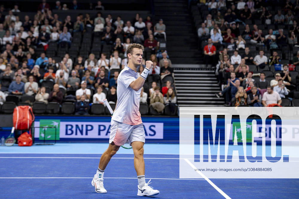TENNIS : ATP, Tennis Herren 250 - Grand Prix Tennis AURA - Decines (France) 22 10 2026 Valentin Vacherot lost in three sets to Luca Van Assche during the tournament of the Auvergne Rhône-Alpes Grand Prix at the LDLC Arena in Décines on October 22, 2026. Photo Sandrine Thesillat PsNewZ