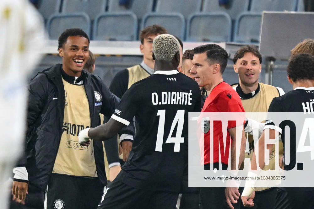 SOCCER - UEFA EL, Sturm vs Marseille GRAZ,AUSTRIA,22.OCT.26 - SOCCER - UEFA Europa League, SK Sturm Graz vs Olympique de Marseille. Image shows the rejoicing of Sturm. GEPAxpictures Retkoceri