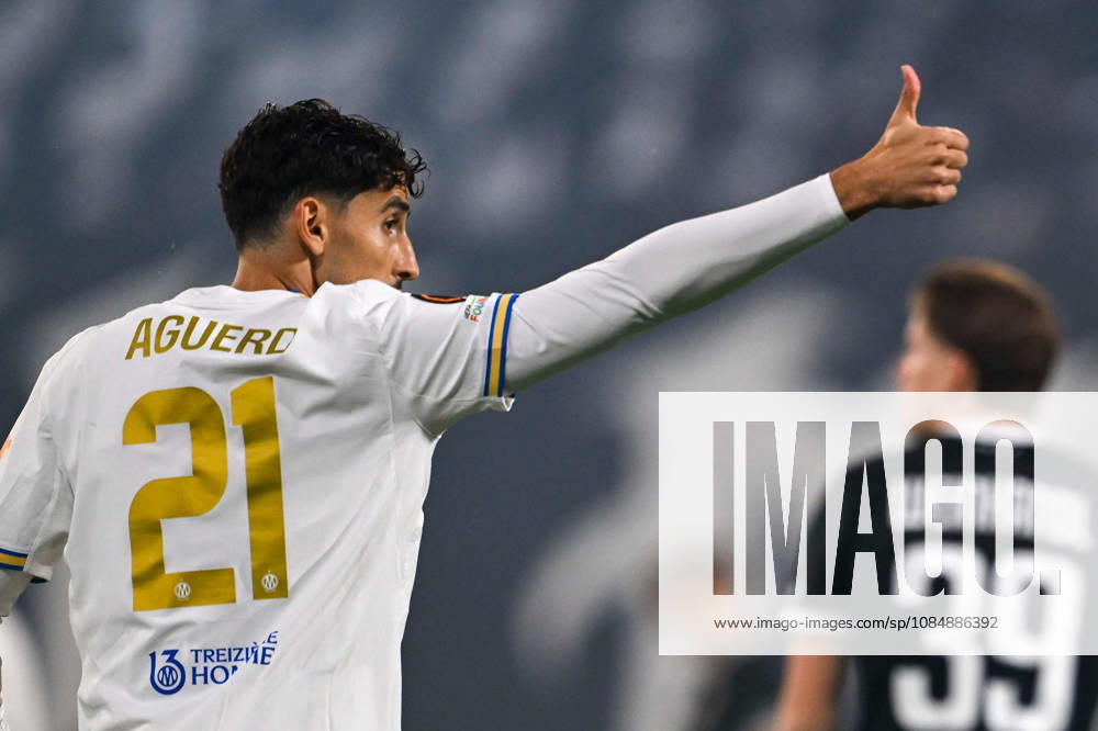 SOCCER - UEFA EL, Sturm vs Marseille GRAZ,AUSTRIA,22.OCT.26 - SOCCER - UEFA Europa League, SK Sturm Graz vs Olympique de Marseille. Image shows Nayef Aguerd (Marseille). GEPAxpictures Retkoceri
