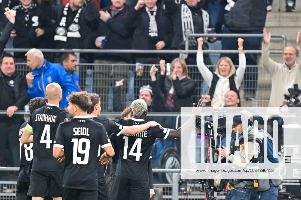 SOCCER - UEFA EL, Sturm vs Marseille GRAZ,AUSTRIA,22.OCT.26 - SOCCER - UEFA Europa League, SK Sturm Graz vs Olympique de Marseille. Image shows the rejoicing of Sturm. GEPAxpictures Retkoceri