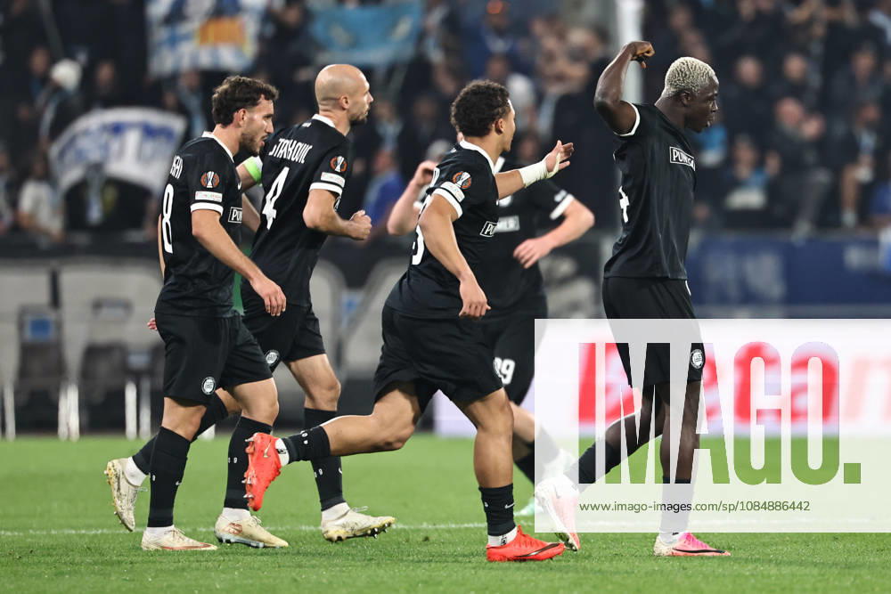 SOCCER - UEFA EL, Sturm vs Marseille GRAZ,AUSTRIA,22.OCT.26 - SOCCER - UEFA Europa League, SK Sturm Graz vs Olympique de Marseille. Image shows the rejoicing of Vakmir Matoshi, Jon Gorenc Stankovic, Jacob Hoedl and Oumar Diakite (Sturm). GEPAxpictures Bauer