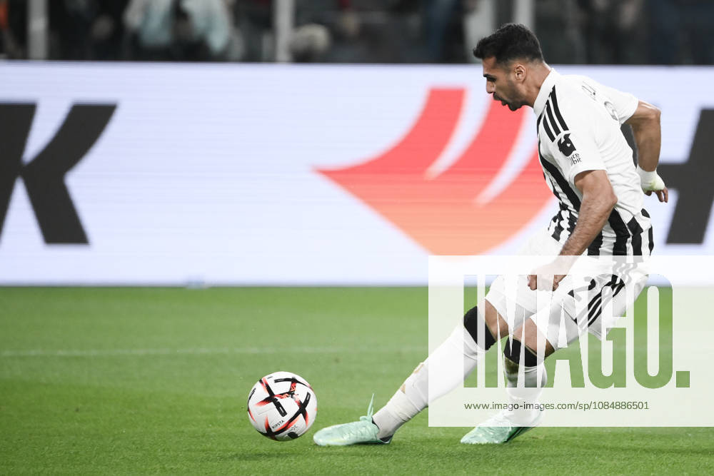 Juventus v Rennes - UEFA Europa League TURIN, ITALY, OCTOBER 22: Juventus Zeki Celik scores his team s first goal during the UEFA Europa League week 3 football match between Juventus and Rennes at the Juventus Stadium in Turin Italy, on October 22, 2026. Isabella Bonotto Anadolu Turin Italy. Editorial use only. Please get in touch for any other usage.