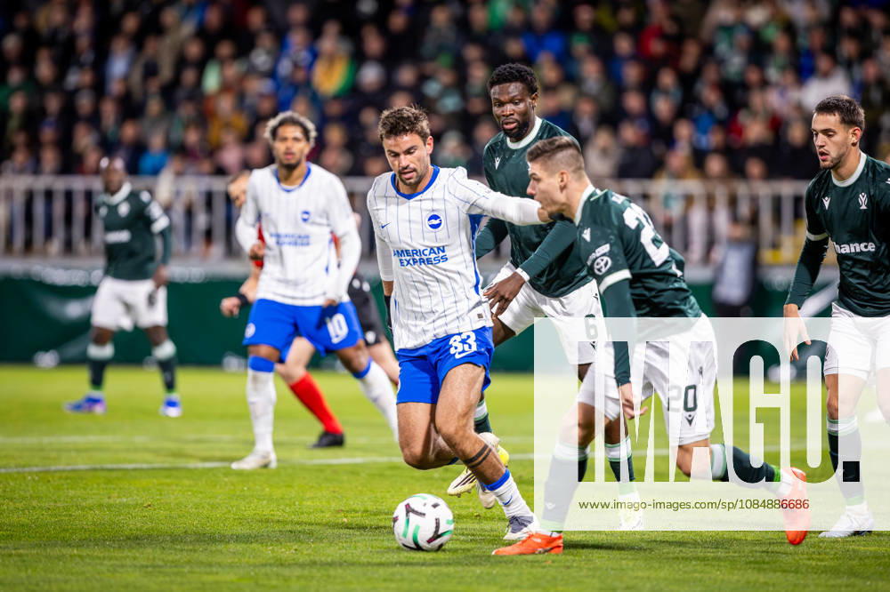 JABLONEC - BRIGHTON Matt O Riley of Brighton and Jiri Slama of Jablonec during the matchday 2 of League phase round of UEFA Conference league football match between FK Jablonec and Brighton and Hove Albion at Stadion Strelnice. Jablonec nad Nisou, Czechia, October 22, 2026. Photo by Branislav Racko