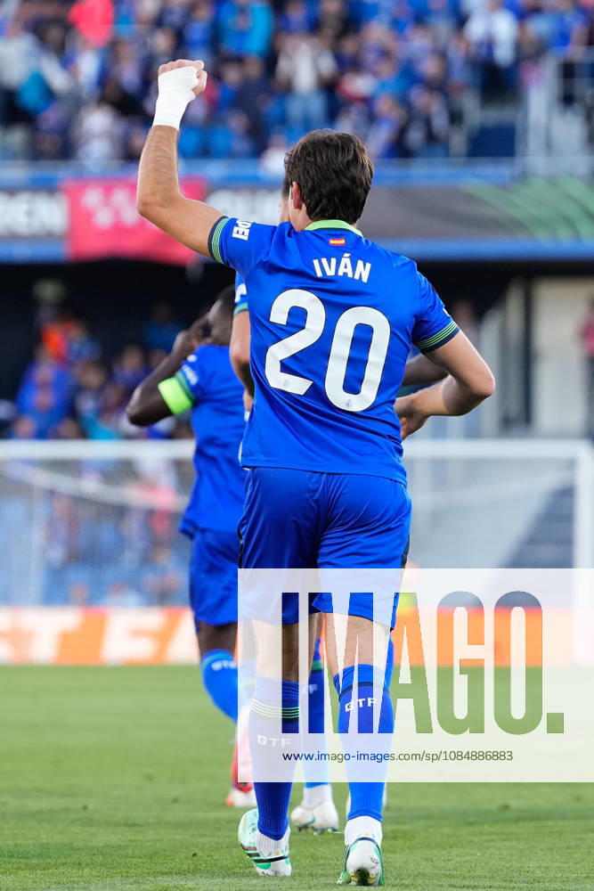 Ivan Azon of Getafe CF celebrates after scoring his team s first goal during the UEFA Conference League 2026 27 League Phase MD2 football match between Getafe CF and FC Lugano at Coliseum de Getafe stadium on October 22, 2026, in Getafe, Spain. Getafe Spain - ZUMAa181 20261022_zaa_a181_020