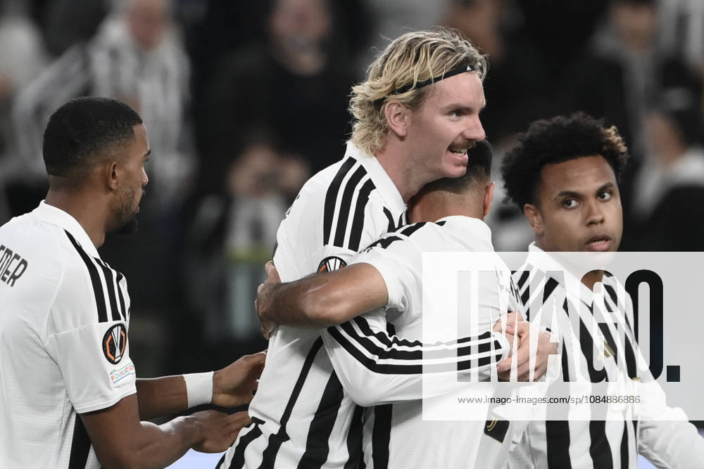 Juventus v Rennes - UEFA Europa League TURIN, ITALY, OCTOBER 22: Juventus Zeki Celik celebrates with teammates after scoring a goal during the UEFA Europa League week 3 football match between Juventus and Rennes at the Juventus Stadium in Turin Italy, on October 22, 2026. Isabella Bonotto Anadolu Turin Italy. Editorial use only. Please get in touch for any other usage.