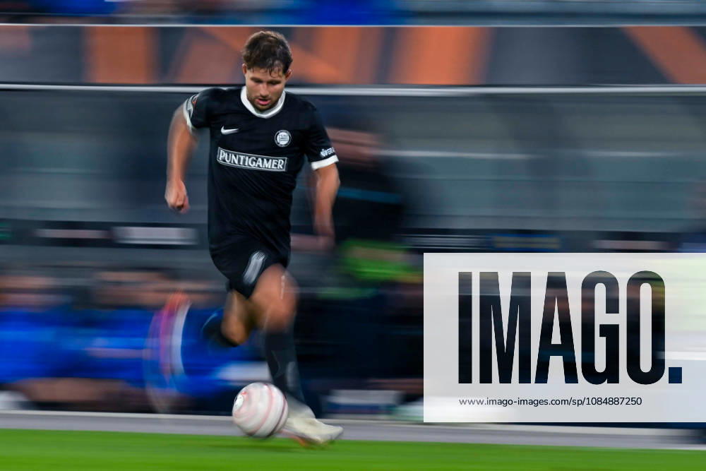 SOCCER - UEFA EL, Sturm vs Marseille GRAZ,AUSTRIA,22.OCT.26 - SOCCER - UEFA Europa League, SK Sturm Graz vs Olympique de Marseille. Image shows Simon Seidl (Sturm). GEPAxpictures Retkoceri