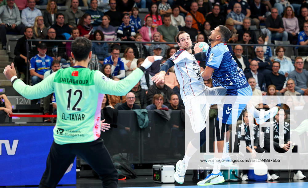 Deutschland, Stuttgart, Opel HBL, Bundesliga 2026 2027, TVB Stuttgart vs. SG BBM Bietigheim, v.l. Mohamed Essam Moustafa El-Tayar (TVB), Dominik Claus (BBM), Philipp Ahouansou (TVB)
