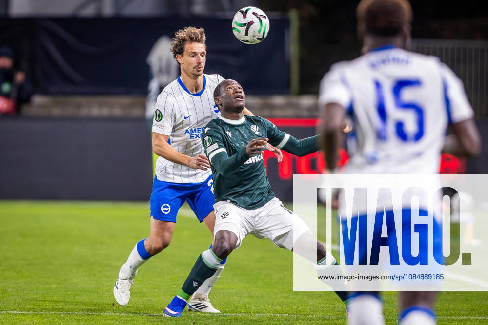 JABLONEC - BRIGHTON Olivier Boscagli of Brighton and Saidou Alioum of Jablonec during the matchday 2 of League phase round of UEFA Conference league football match between FK Jablonec and Brighton and Hove Albion at Stadion Strelnice. Jablonec nad Nisou, Czechia, October 22, 2026. Photo by Branislav Racko