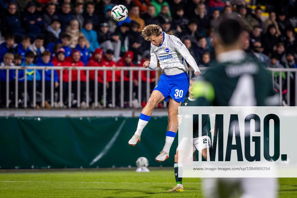 JABLONEC - BRIGHTON Michael Svoboda of Brighton and Matej Polidar of Jablonec during the matchday 2 of League phase round of UEFA Conference league football match between FK Jablonec and Brighton and Hove Albion at Stadion Strelnice. Jablonec nad Nisou, Czechia, October 22, 2026. Photo by Branislav Racko