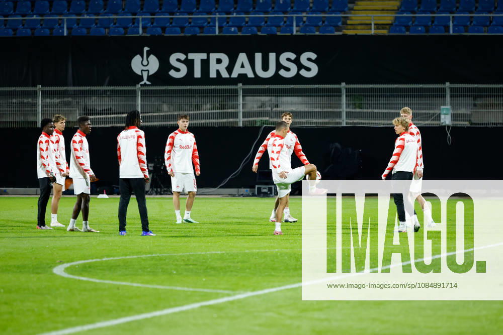 SOCCER - UEFA EL, Celje vs RBS CELJE,SLOVENIA,22.OCT.26 - SOCCER - UEFA Europa League, NK Celje vs Red Bull Salzburg. Image shows Red Bull Salzburg during warm up. GEPAxpictures Doak