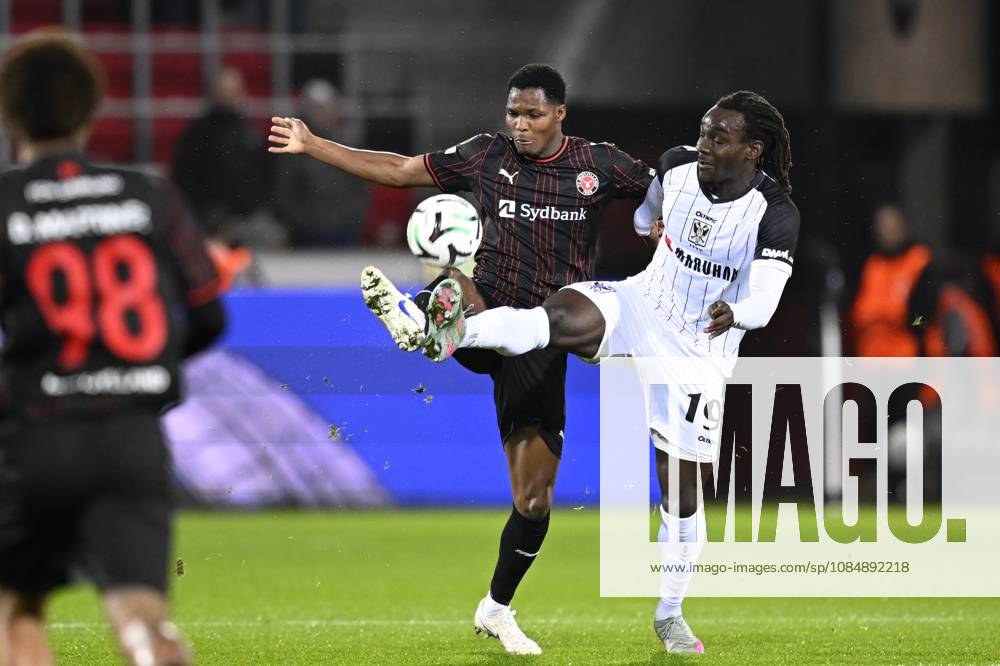 FC Midtjylland v Sint-Truidense VV - UEFA Conference League HERNING, DENMARK - OCTOBER 22 : Diao Ousmane defender of Midtjylland and Soelle Soelle Frederic forward of Sint-Truidense VV during the UEFA Conference League 2026 27 League Phase matchday 2 match between FC Midtjylland and Sint-Truidense VV on October 22, 2026 in Herning, Denmark, 22 10 2026 Herning Denmark