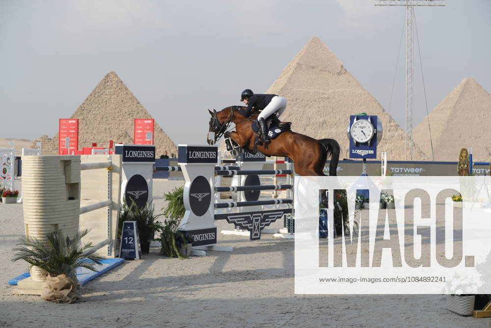 Longines Global Champions Tour at Giza pyramids GIZA, EGYPT - OCTOBER 22: A view of the international Longines Global Champions Tour show jumping competition in front of the pyramids in Giza, Egypt on October 22, 2026. Fareed Kotb Anadolu Giza Egypt. Editorial use only. Please get in touch for any other usage.