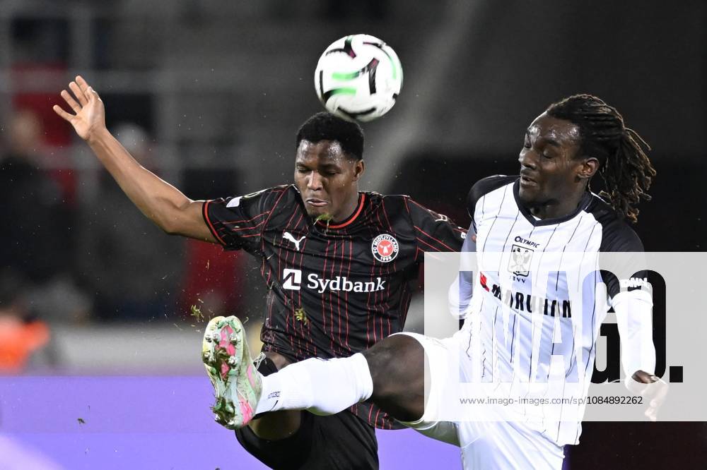 FC Midtjylland v Sint-Truidense VV - UEFA Conference League HERNING, DENMARK - OCTOBER 22 : Diao Ousmane defender of Midtjylland and Soelle Soelle Frederic forward of Sint-Truidense VV during the UEFA Conference League 2026 27 League Phase matchday 2 match between FC Midtjylland and Sint-Truidense VV on October 22, 2026 in Herning, Denmark, 22 10 2026 Herning Denmark