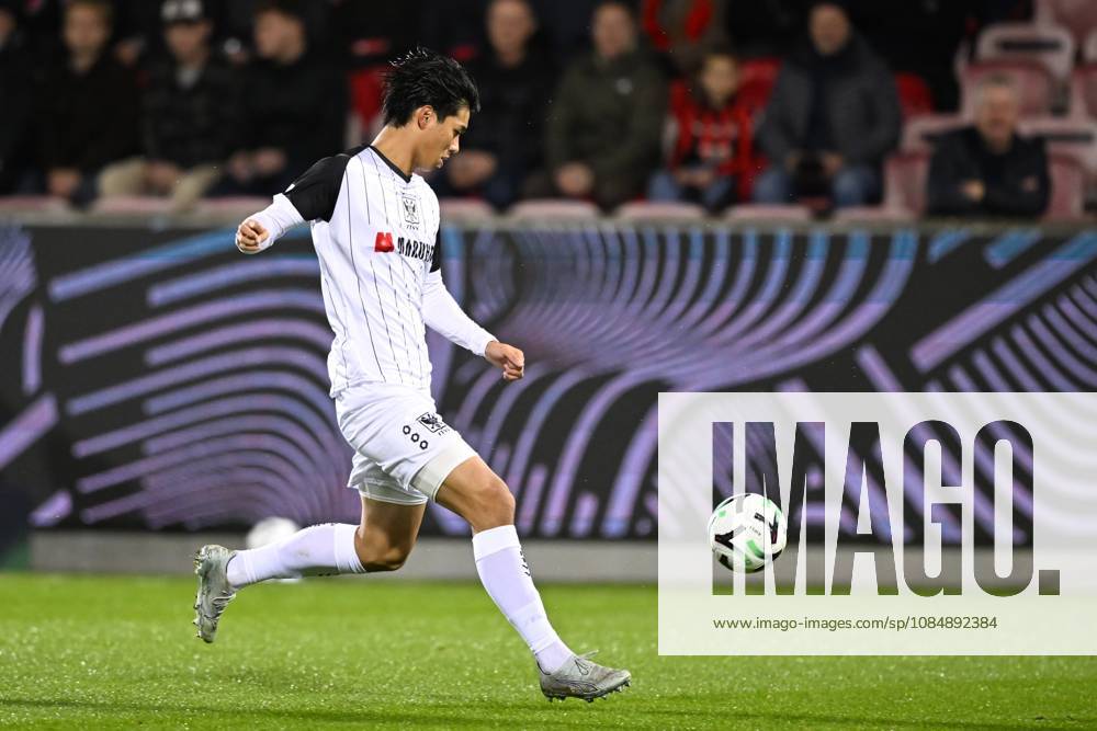 FC Midtjylland v Sint-Truidense VV - UEFA Conference League HERNING, DENMARK - OCTOBER 22 : Takai Kota defender of Sint-Truidense VV during the UEFA Conference League 2026 27 League Phase matchday 2 match between FC Midtjylland and Sint-Truidense VV on October 22, 2026 in Herning, Denmark, 22 10 2026 Herning Denmark