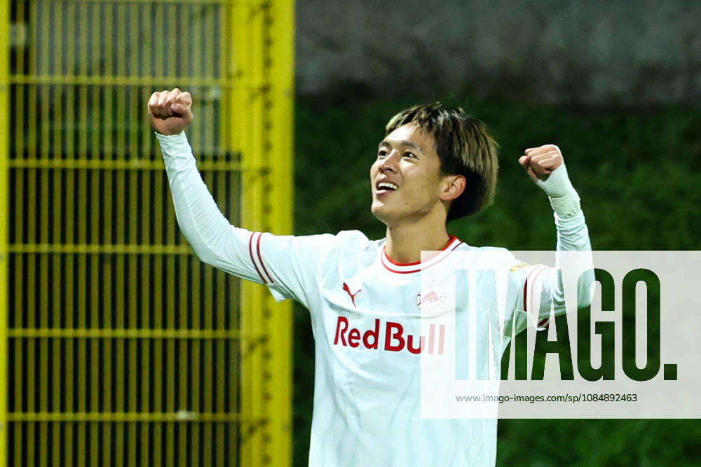 SOCCER - UEFA EL, Celje vs RBS CELJE,SLOVENIA,22.OCT.26 - SOCCER - UEFA Europa League, NK Celje vs Red Bull Salzburg. Image shows the rejoicing of Red Bull Salzburg. GEPAxpictures Doak