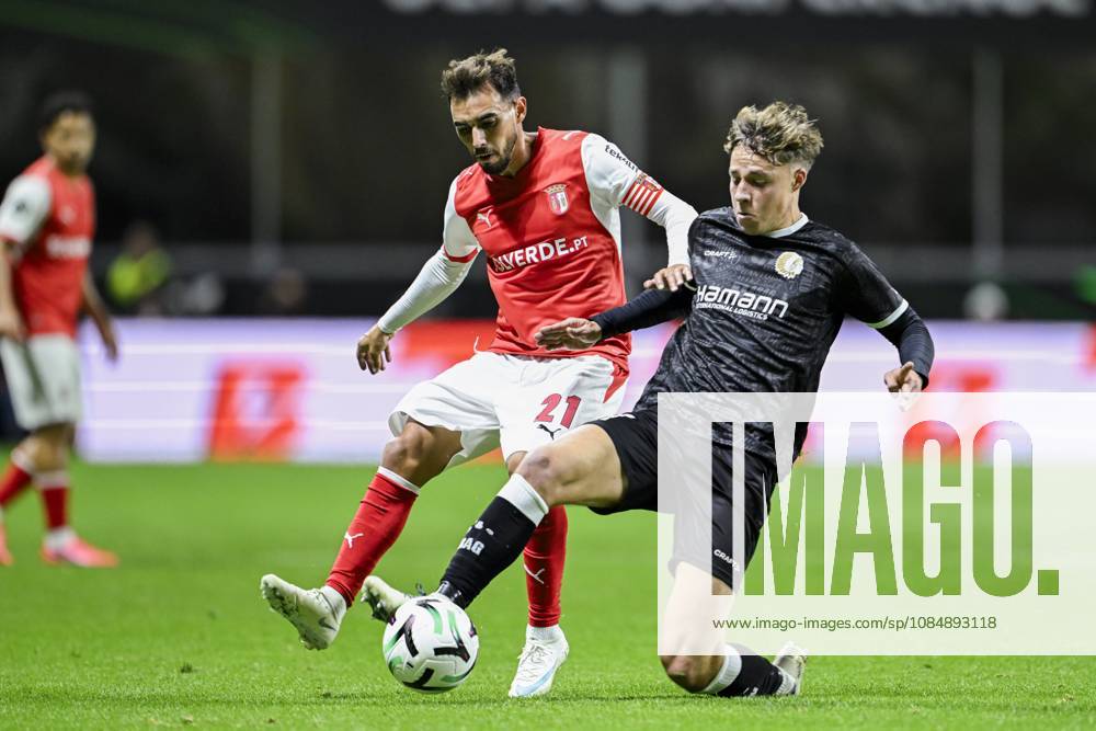 SC Braga v KAA Gent - UEFA Conference League BRAGA, PORTUGAL - OCTOBER 22 : De Vlieger Tibe midfielder of KAA Gent in action during the UEFA Conference League 2026 27 League Phase matchday 2 match between SC Braga and KAA Gent on October 22, 2026 in Braga, Portugal, 22 10 2026 Braga Portugal